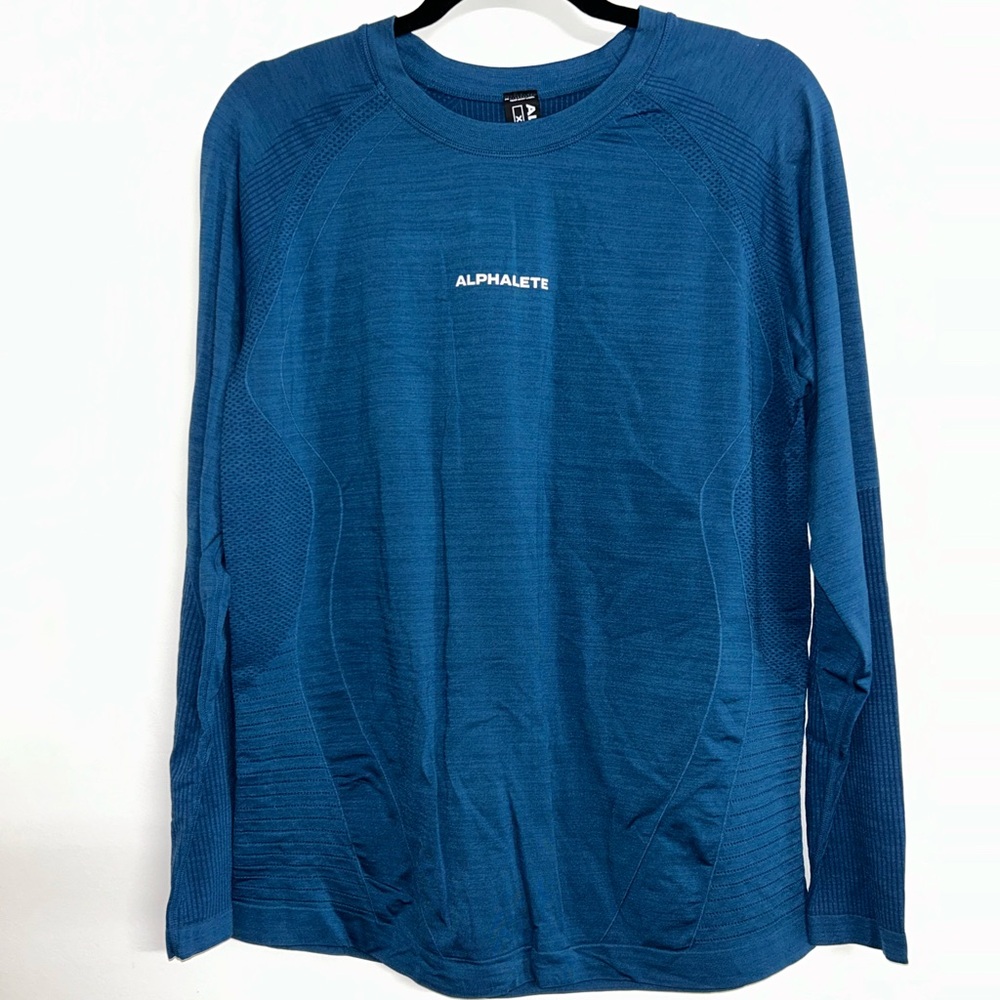 Alphalete long sleeve